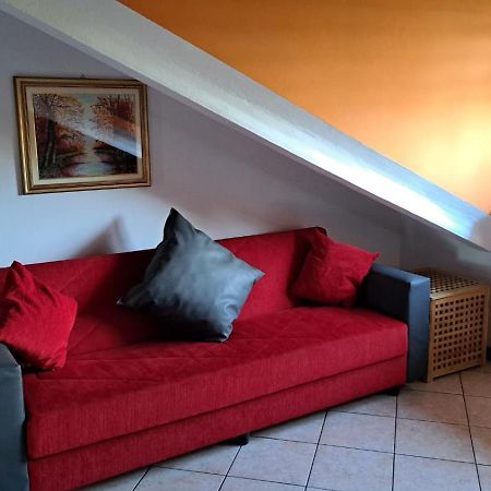 Ferienwohnung Casa Paola - Stazione 400 Mt - Free Wifi Arcore Exterior foto