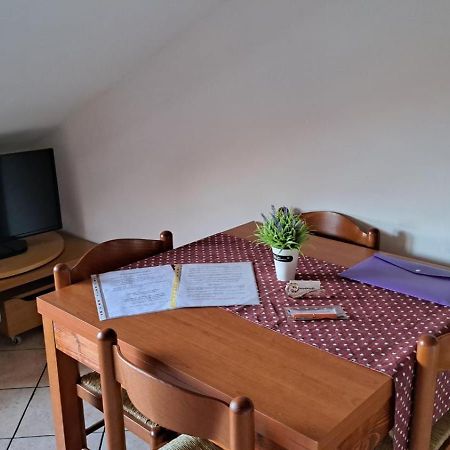 Ferienwohnung Casa Paola - Stazione 400 Mt - Free Wifi Arcore Exterior foto