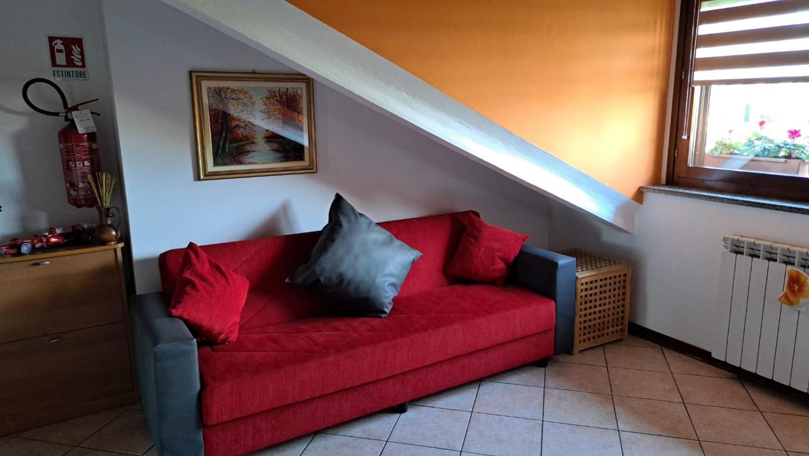 Ferienwohnung Casa Paola - Stazione 400 Mt - Free Wifi Arcore Exterior foto